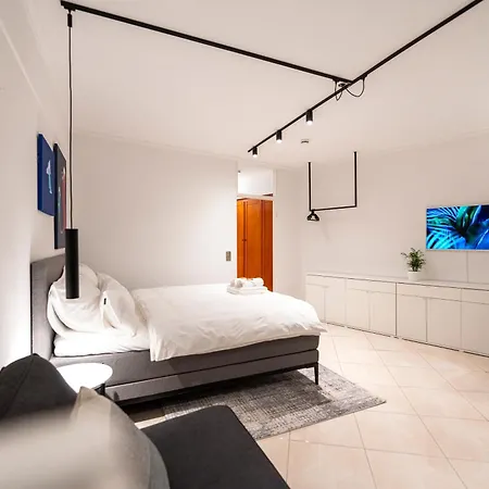 Apartmán In Der 30. Etage, Tolle Aussicht, Zentral
